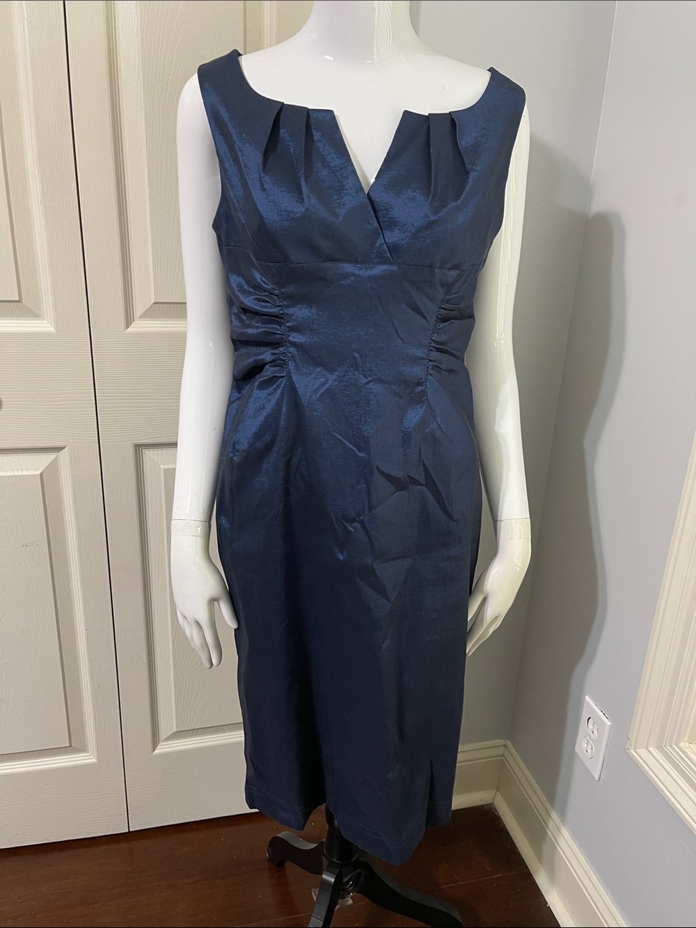 Adrianna Papell Blue Shimmer Sheath Cocktail Dress Ruched Split Neck. #0349 - Picture 6 of 15
